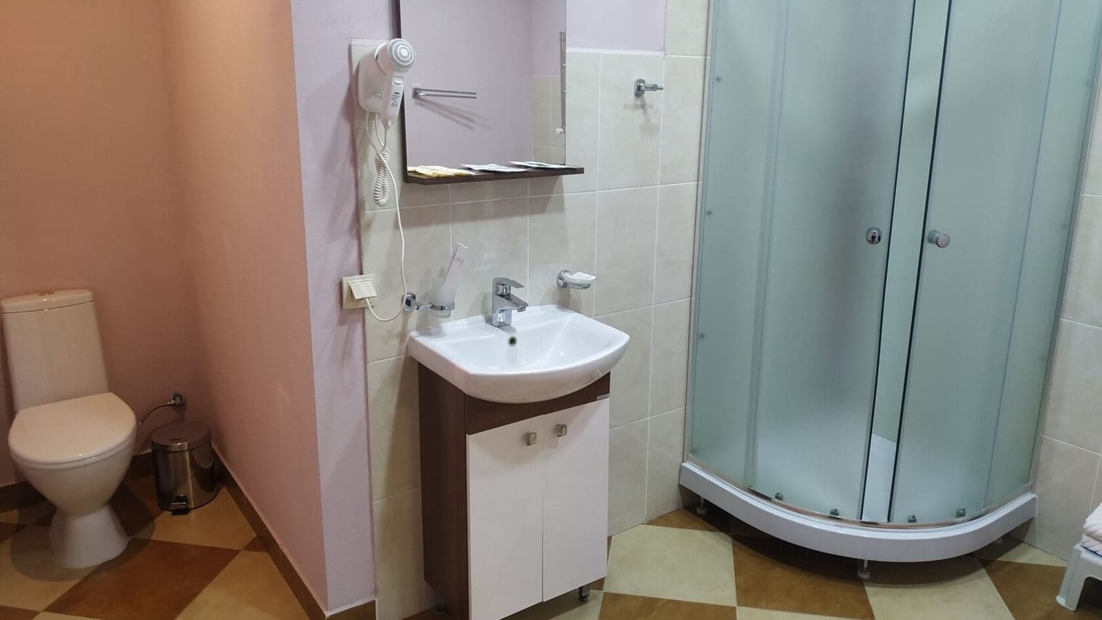 rooms-2-местный-номер-с-видом-во-двор