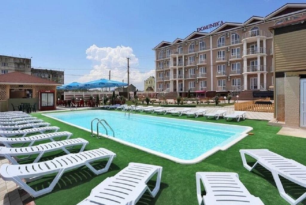 pools-outdoor-pool