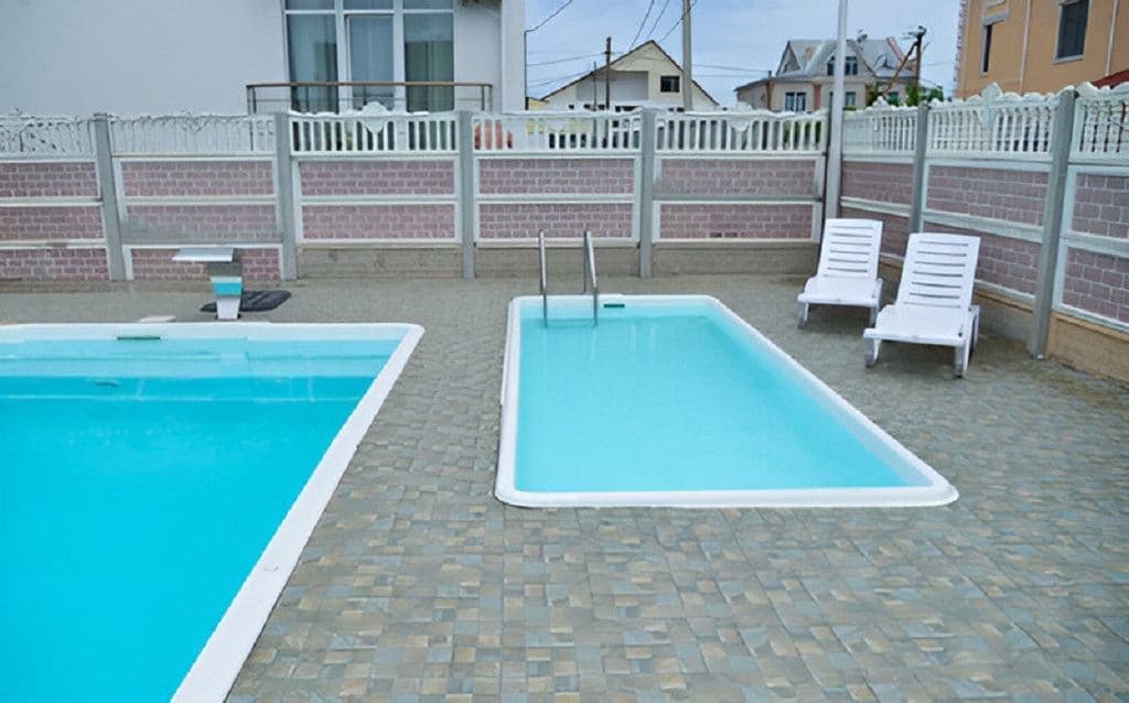 pools-outdoor--indoor-childrens-pool