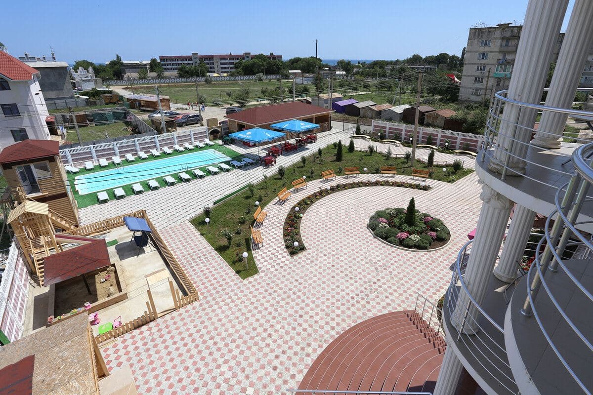 general-main-building