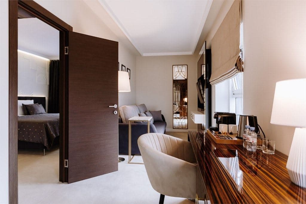 rooms-suite