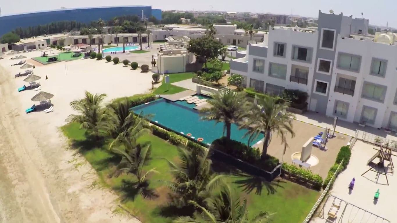 pools-outdoor-pool