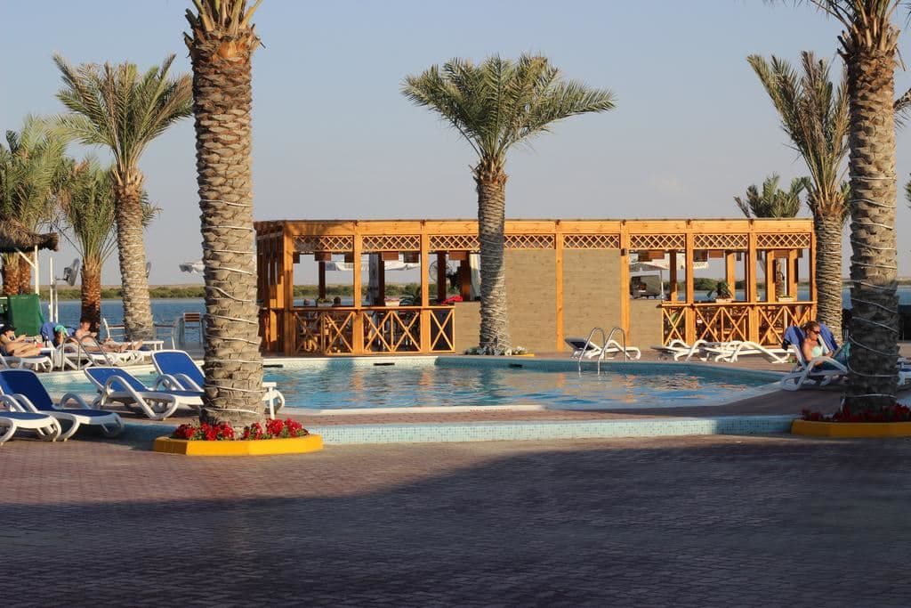 pools-outdoor-pool