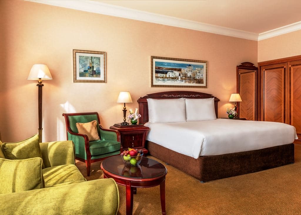 rooms-superior-room