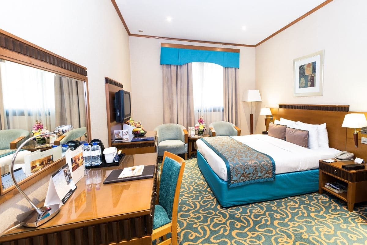 rooms-superior-room