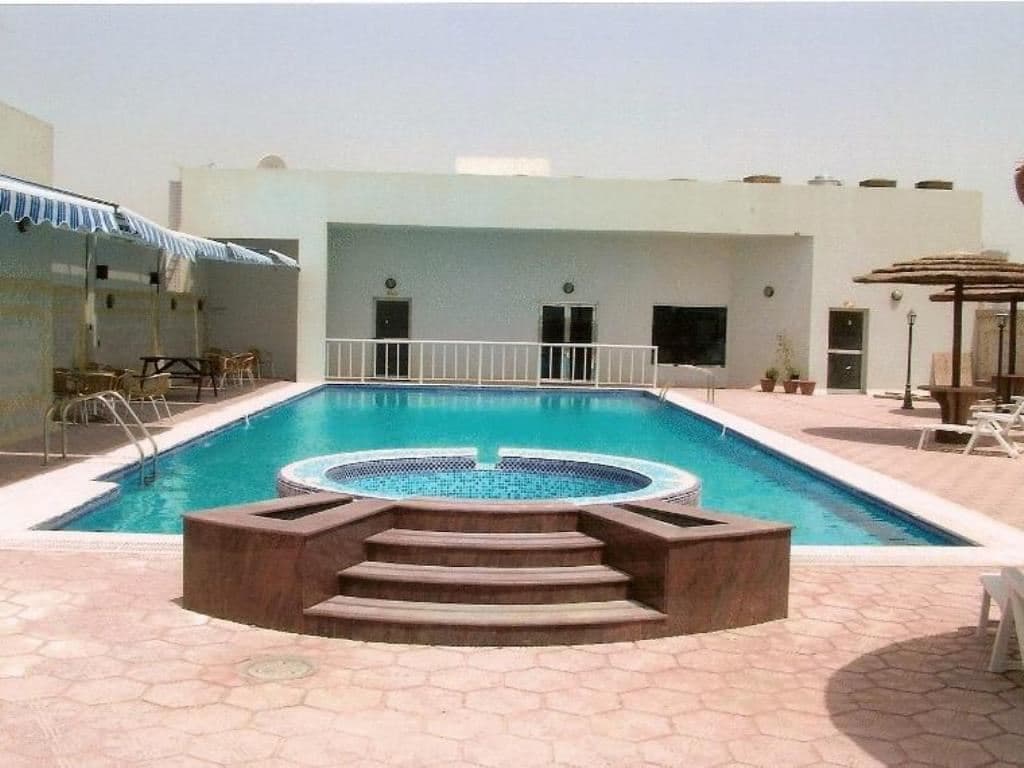 pools-outdoor-pool