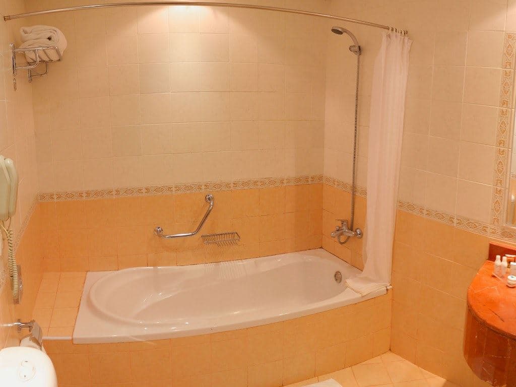 rooms-executive-suite