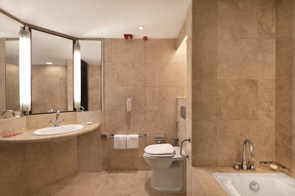 rooms-deluxe-room