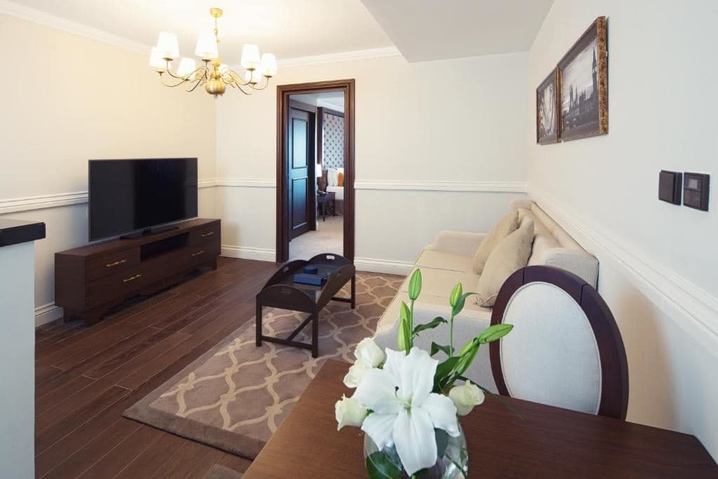 rooms-premium-1-bedroom-apartment-city-view-or-partial-sea-view