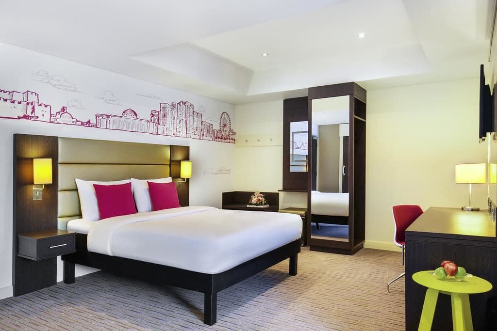 rooms-family-room