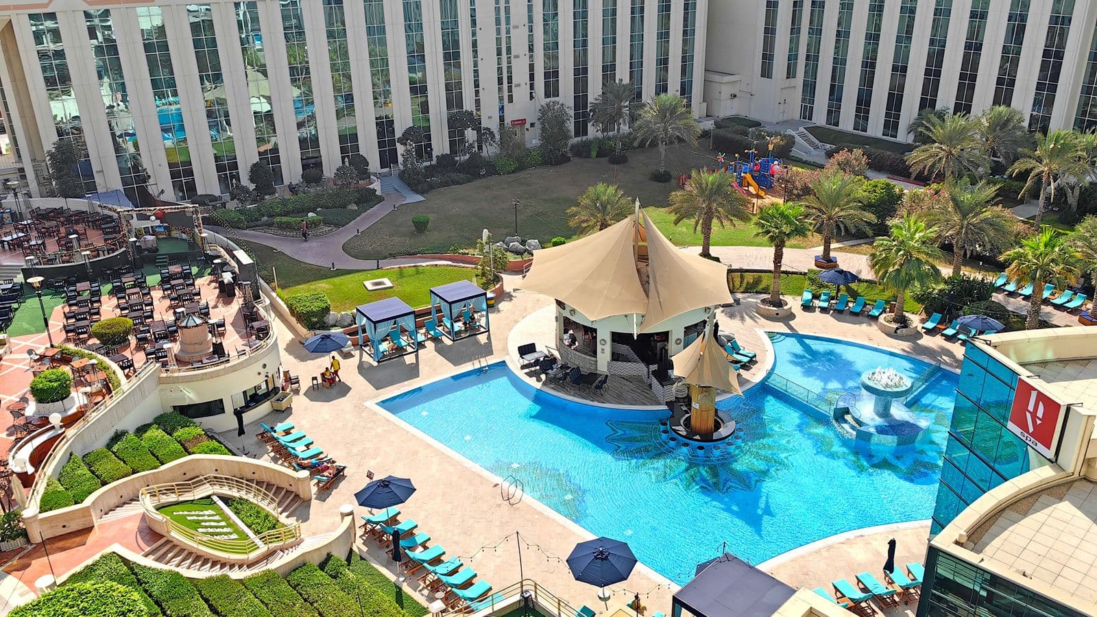 pools-outdoor-pool