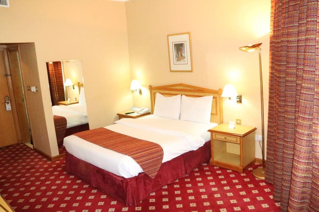 rooms-standard-room