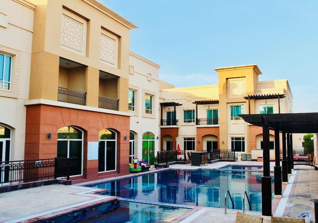 pools-outdoor-pool