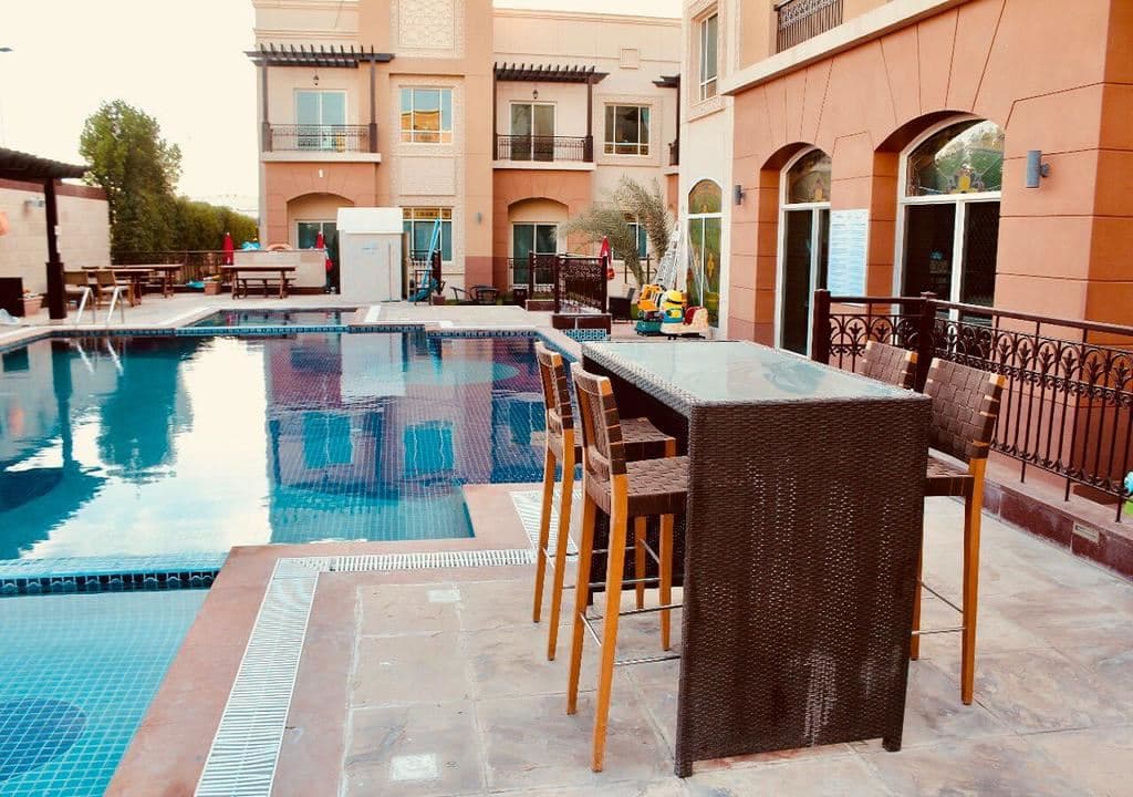 pools-outdoor-pool