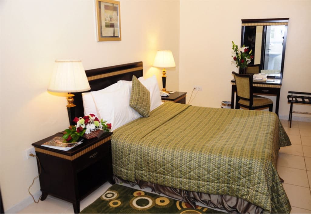 rooms-studio-room