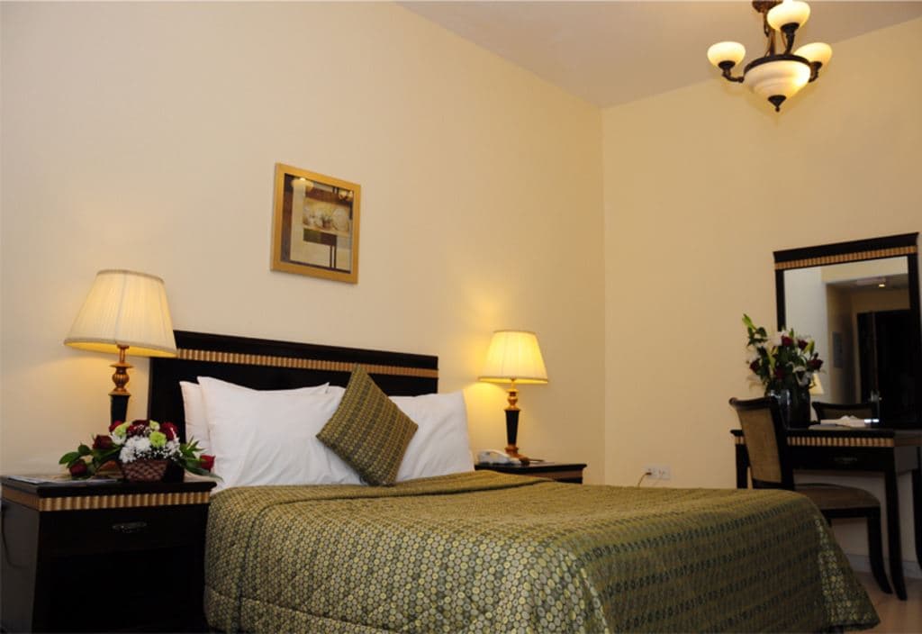 rooms-studio-room