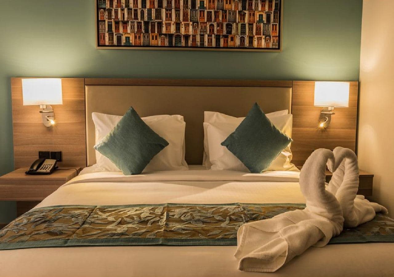 rooms-deluxe-room