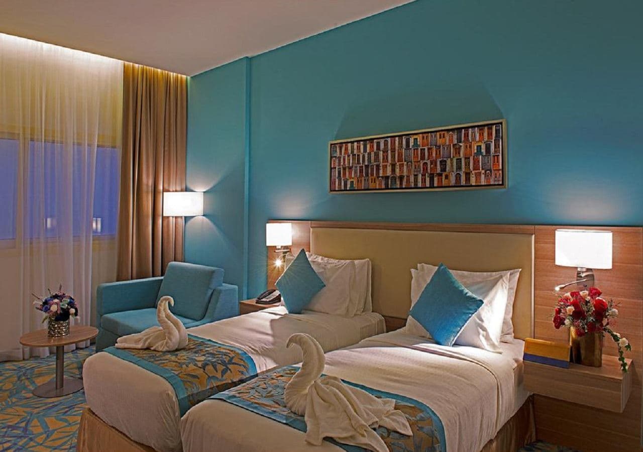 rooms-deluxe-room