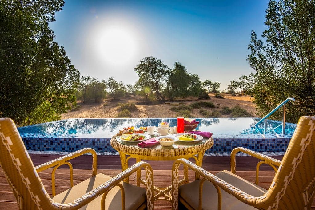 restaurants-in-villa-dining