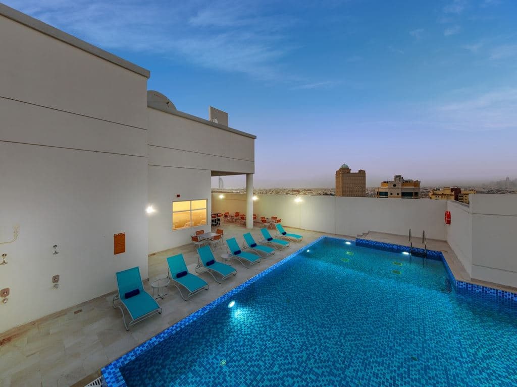 pools-outdoor-pool