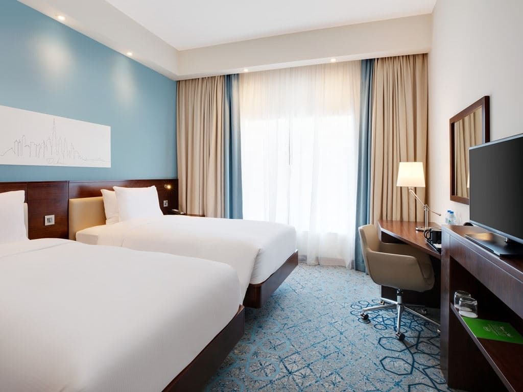rooms-twin-guest-room