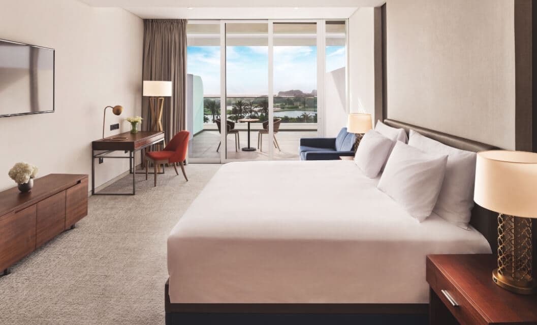 rooms-two-bedroom-outdoor-jacuzzi-suite