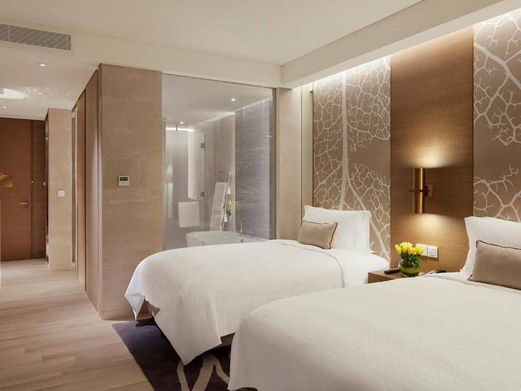 rooms-room-w-lounge-access