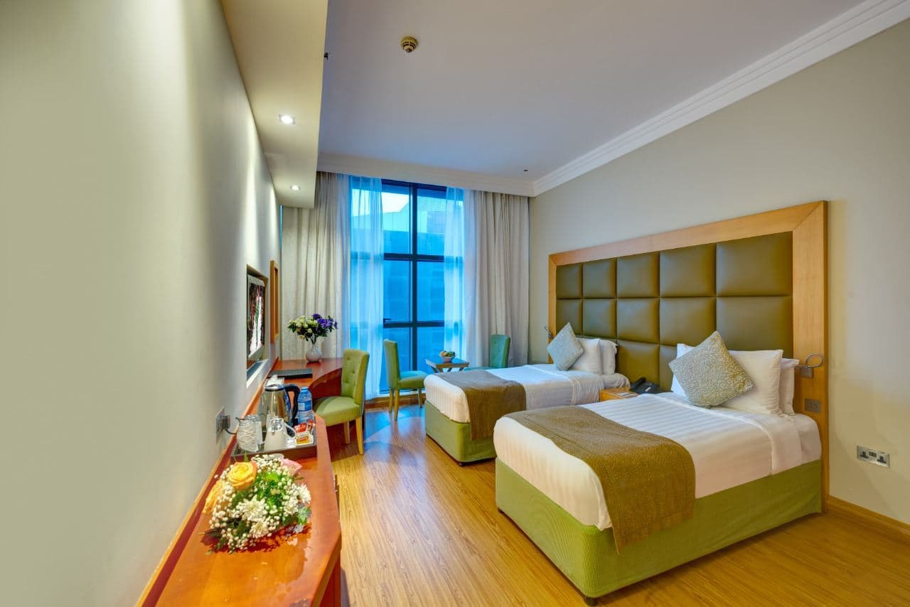 rooms-deluxe-room