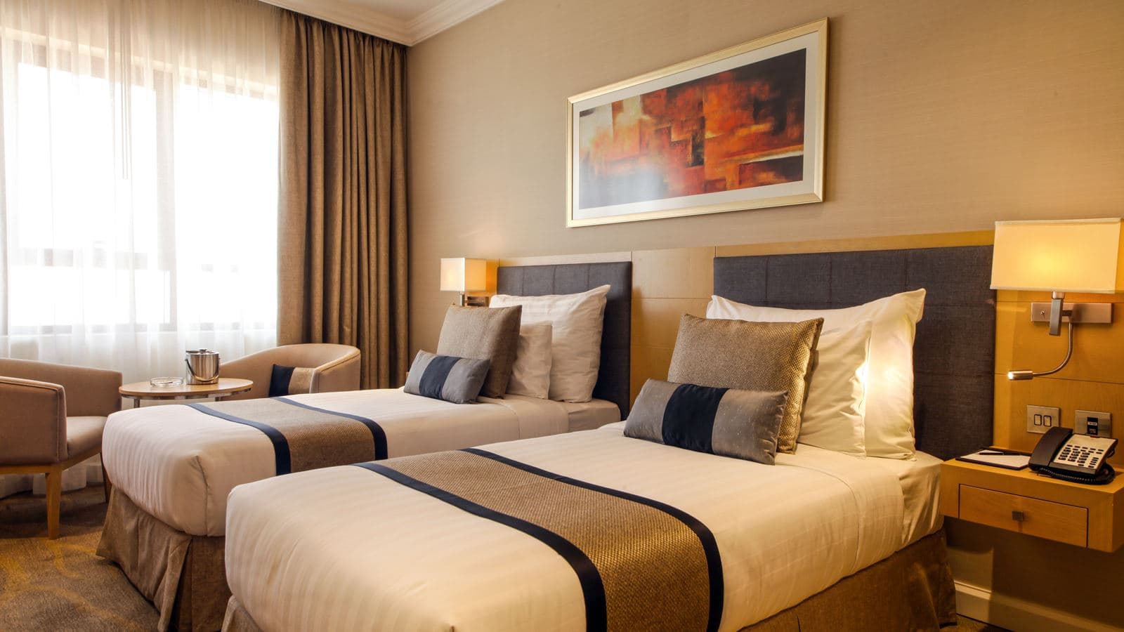rooms-standard-room