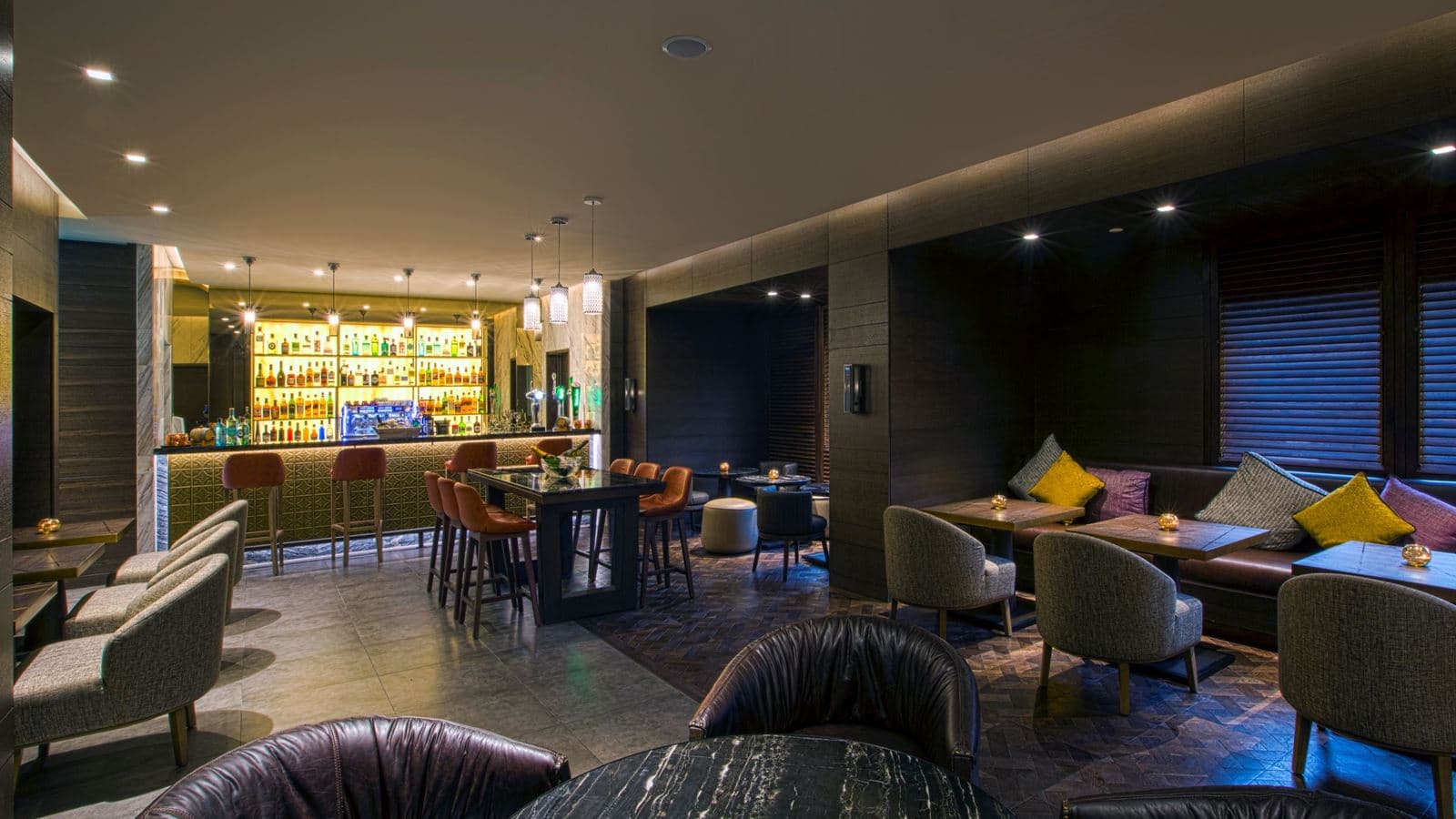 bars-gt-club-lounge