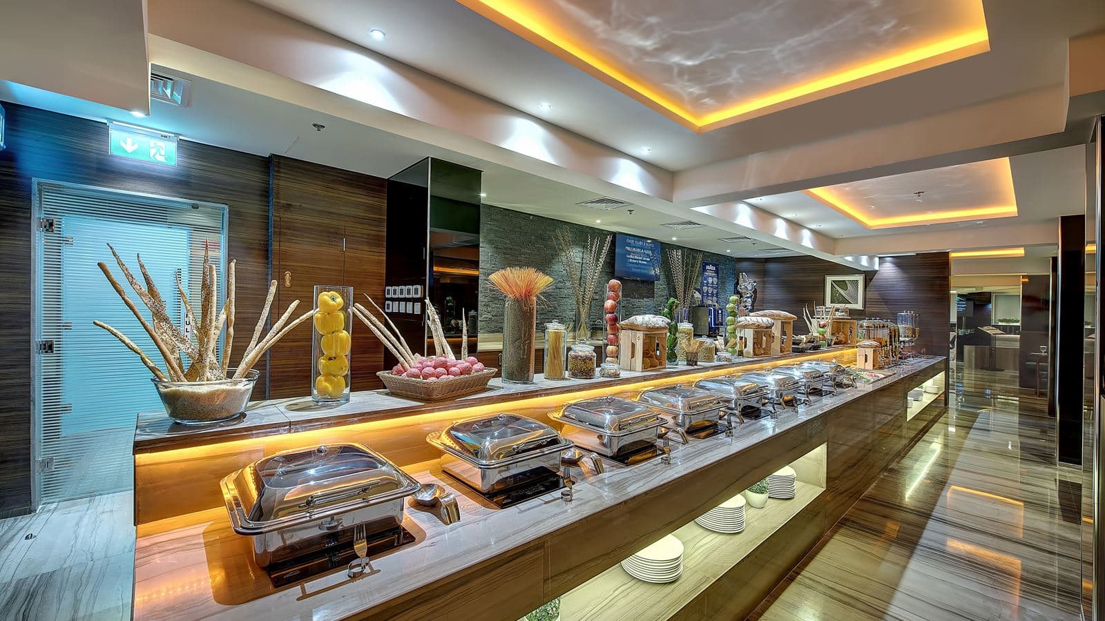restaurants-maxims
