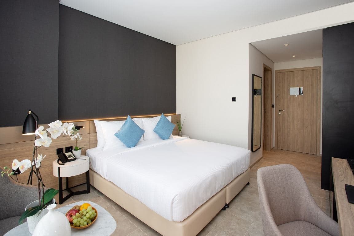rooms-deluxe-room