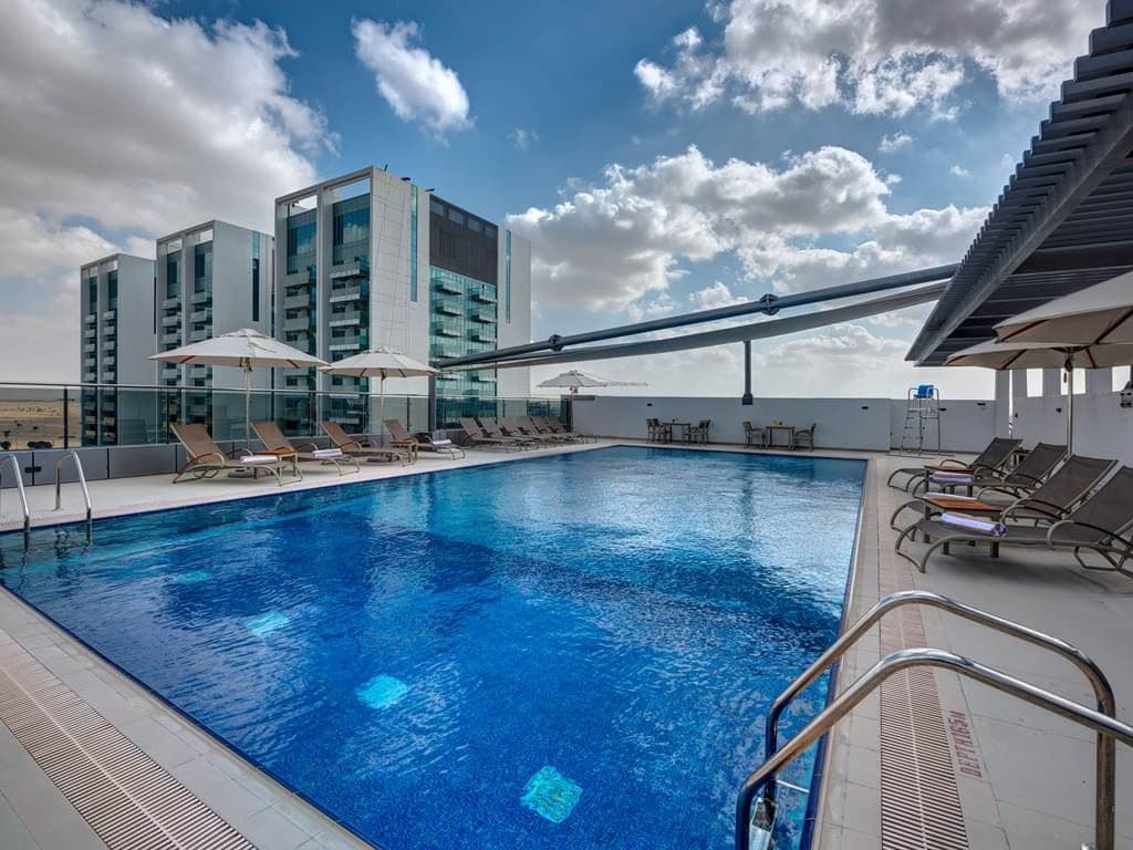 pools-outdoor-pool