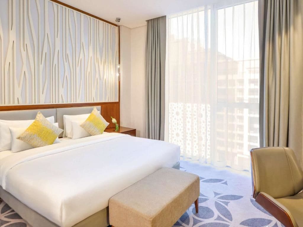 rooms-deluxe-suite