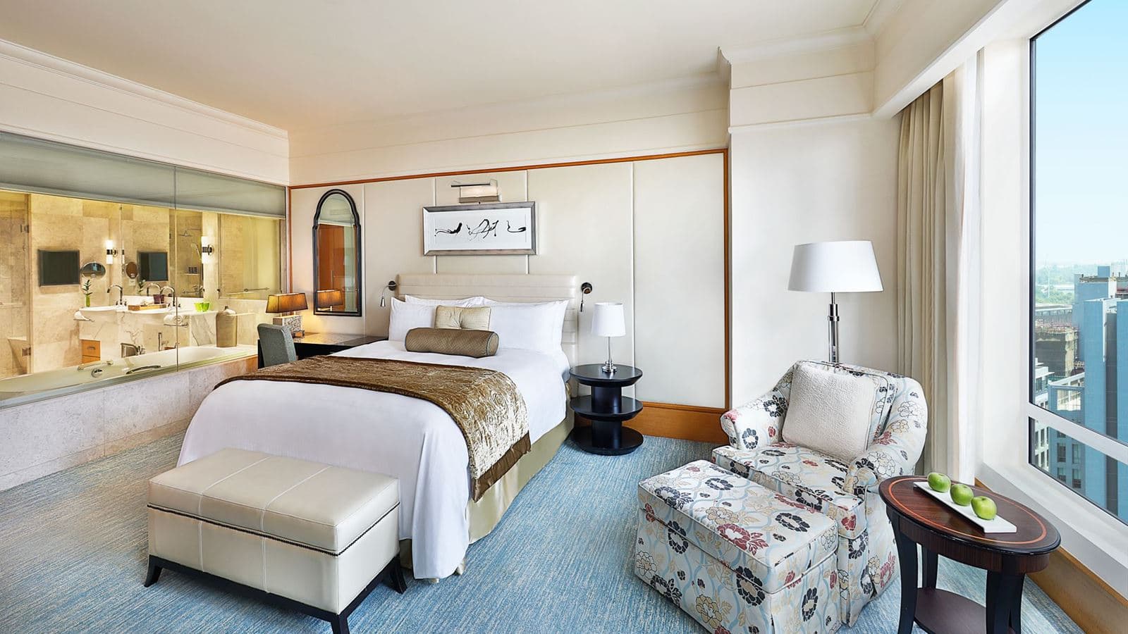 rooms-club-room
