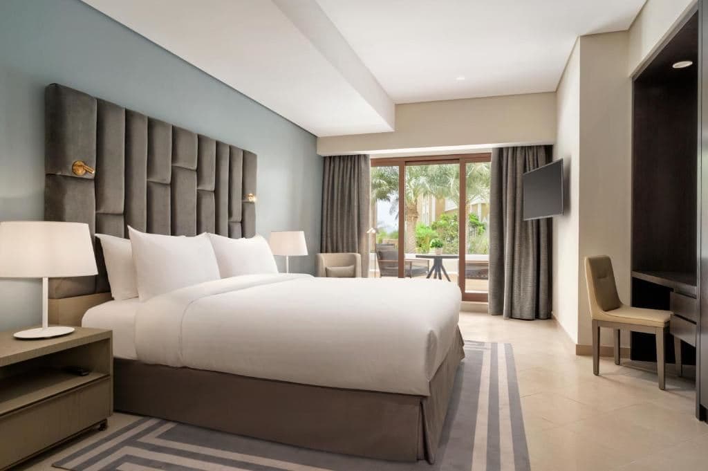 rooms-family-two-bedroom-palm-view-apartment