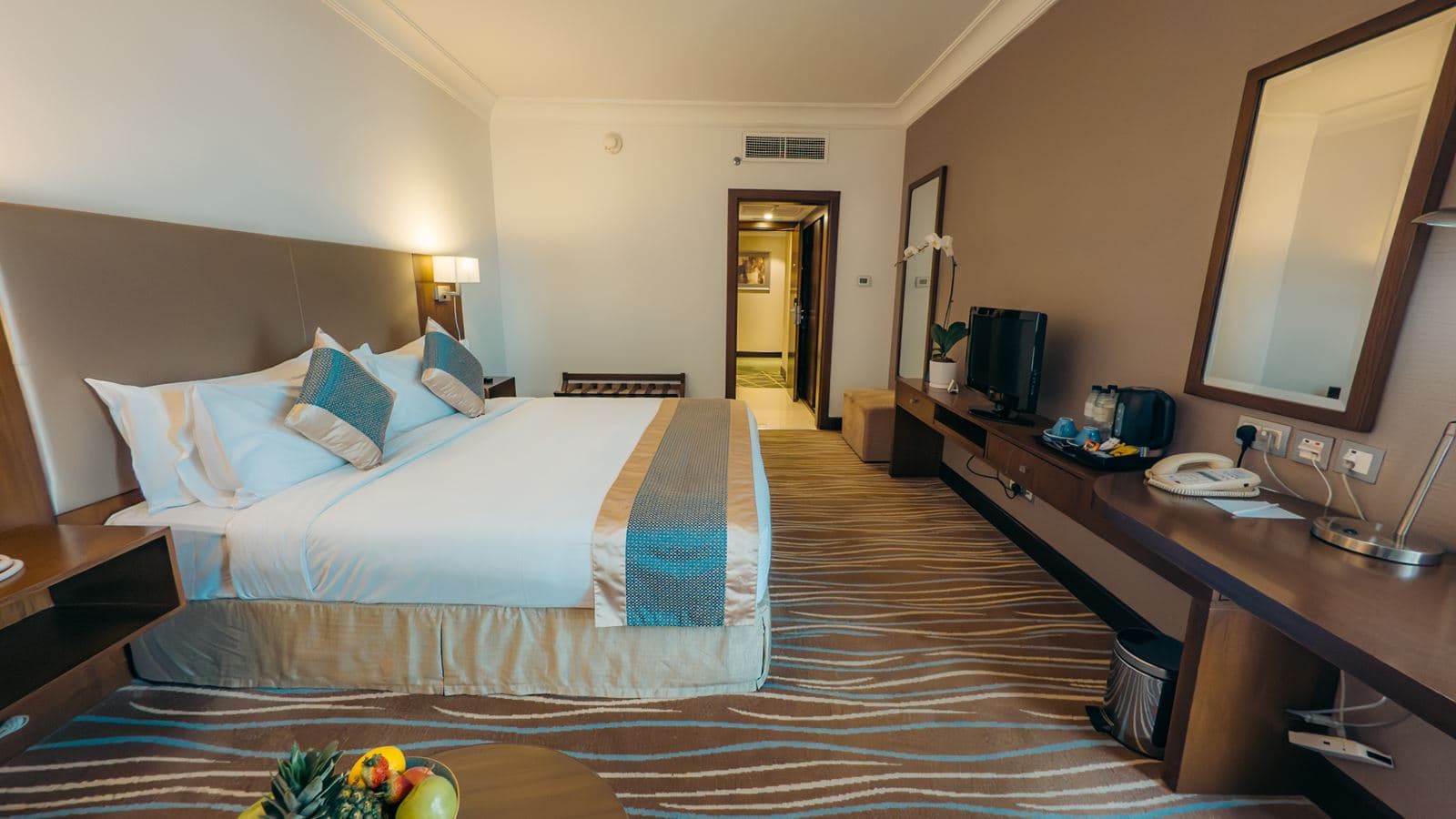 rooms-double-or-twin-deluxe-room