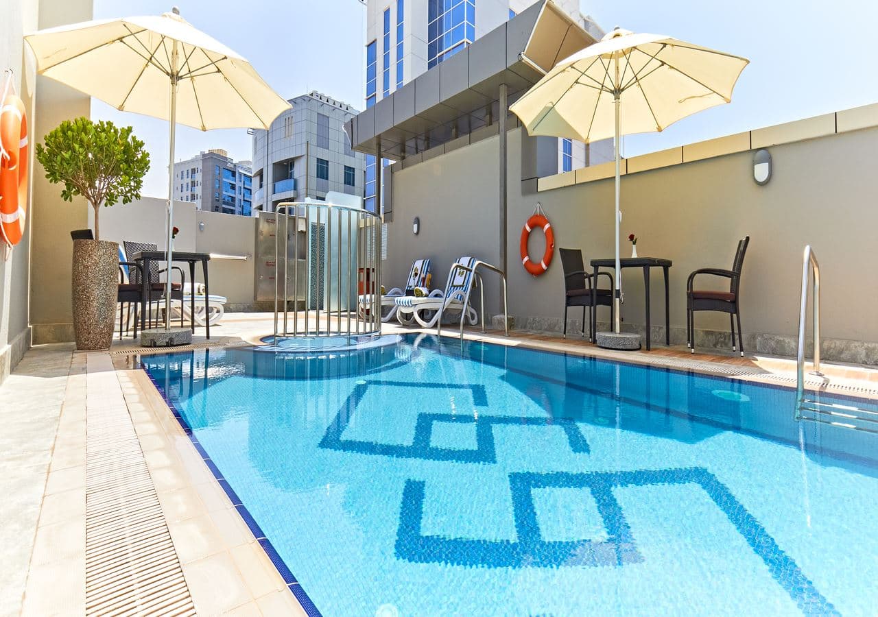 pools-outdoor-pool