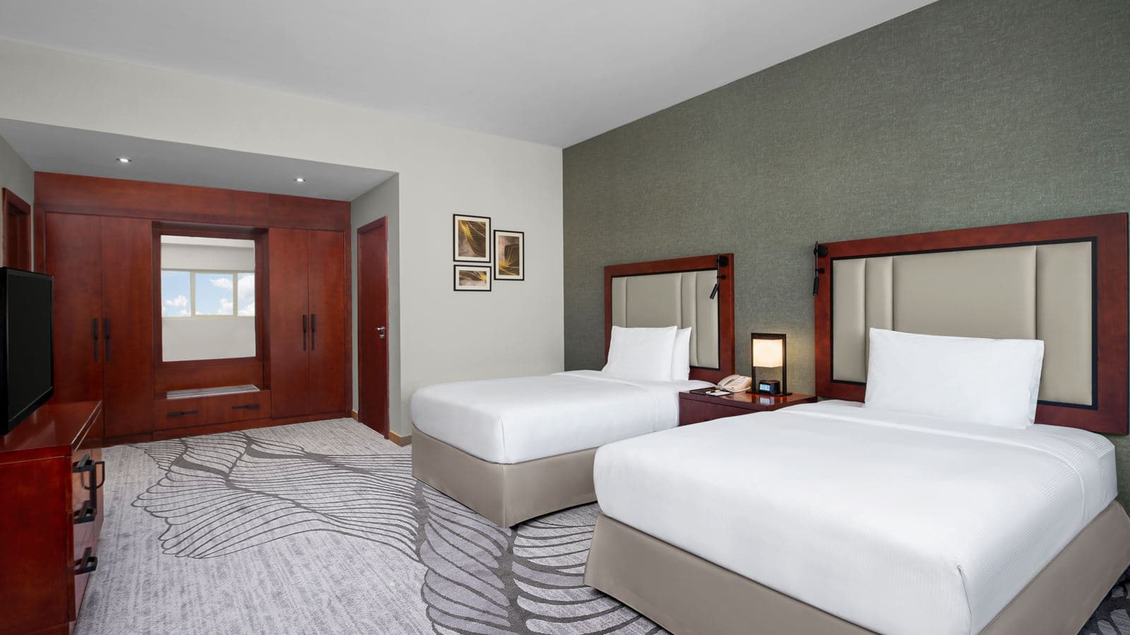 rooms-deluxe-room