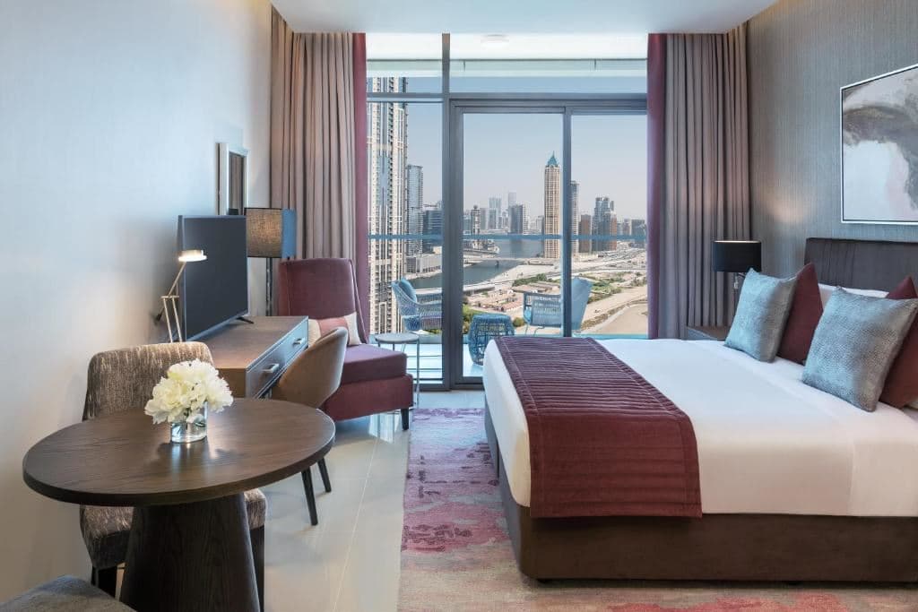 rooms-studio-panorama-view