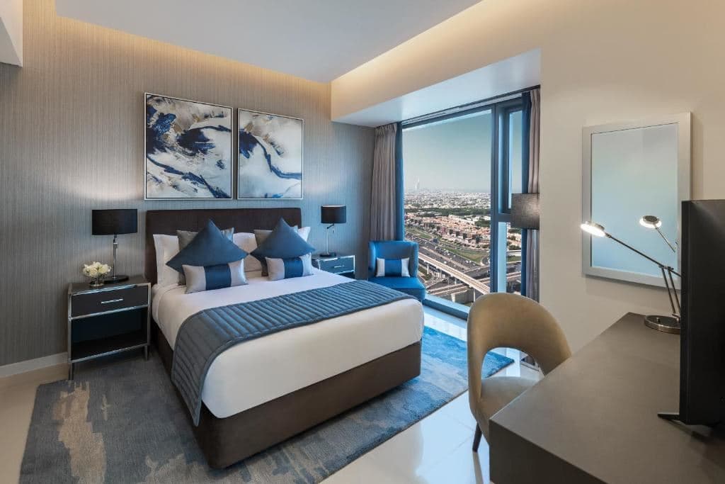 rooms-2-bedroom-city-view