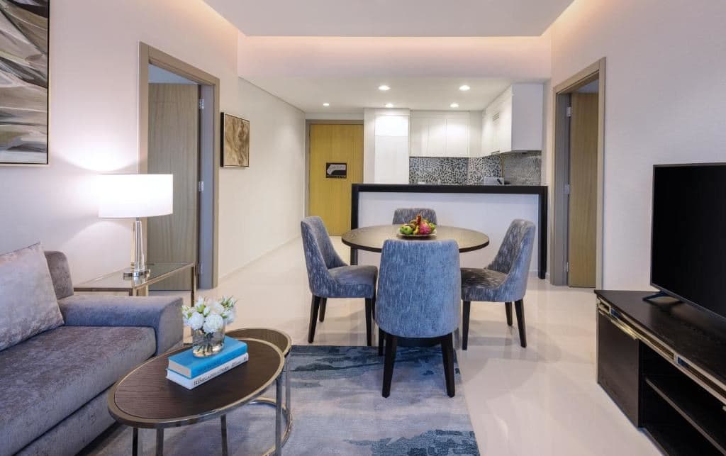 rooms-2-bedroom-canal-view