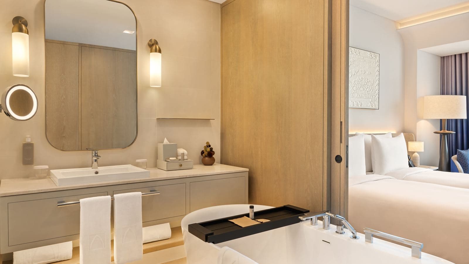 rooms-deluxe-room-twin