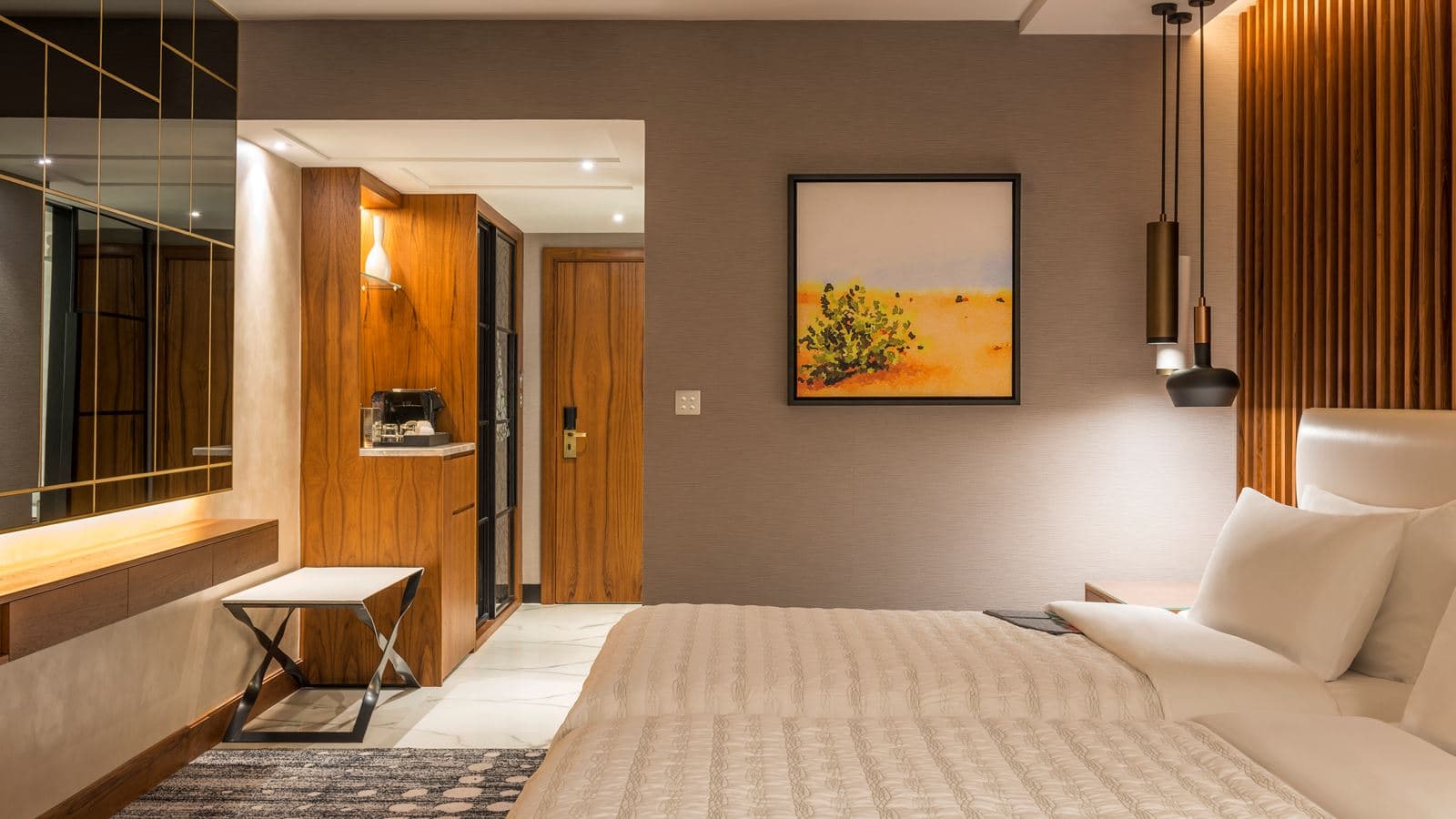 rooms-deluxe-room
