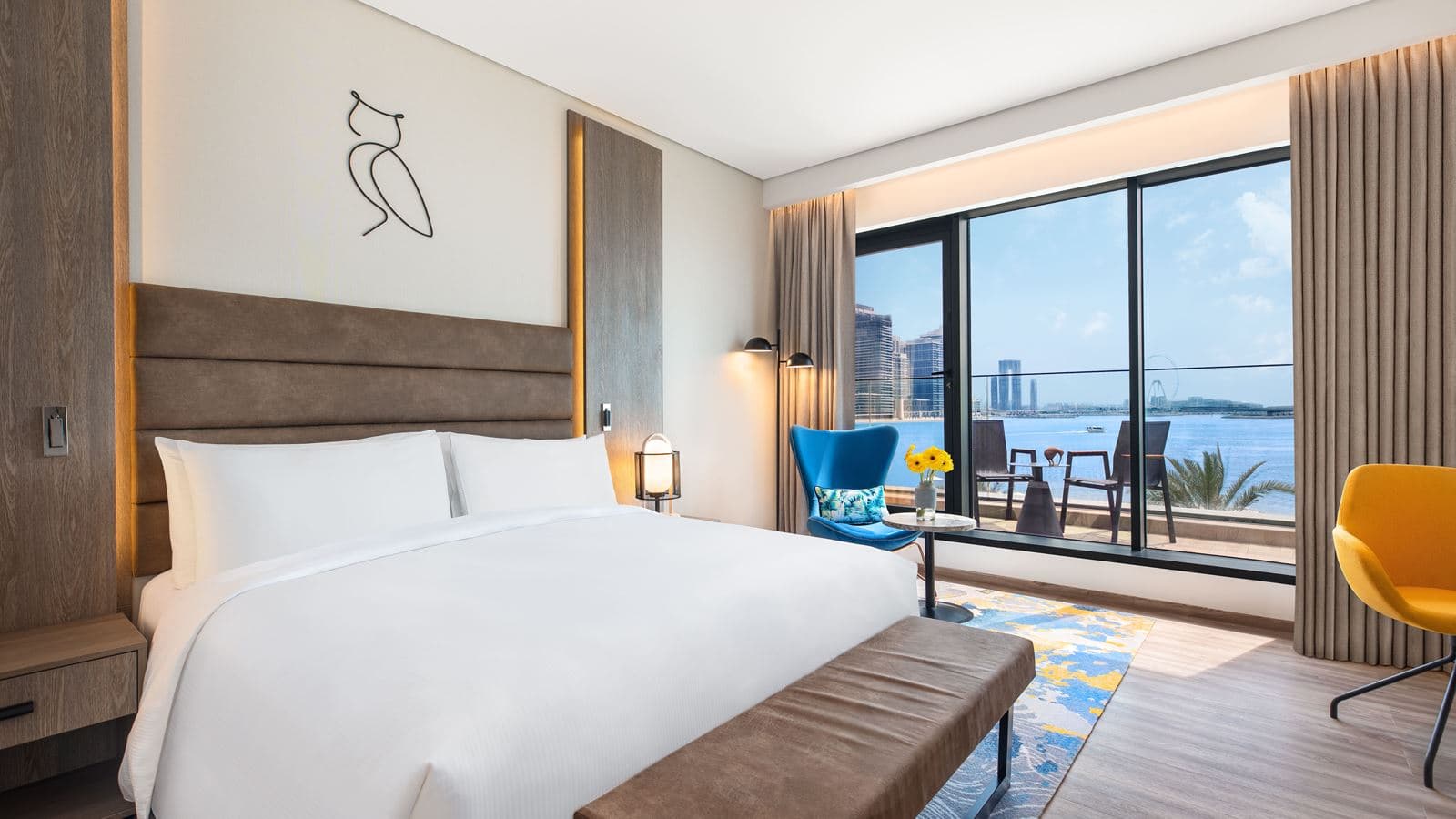 rooms-palm-beachfront-view-with-balcony
