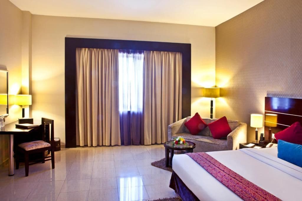 rooms-junior-suite-room