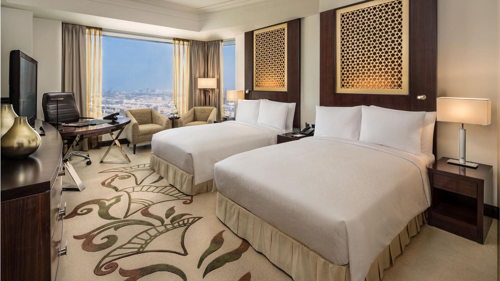 rooms-two-double-beds-deluxe-room