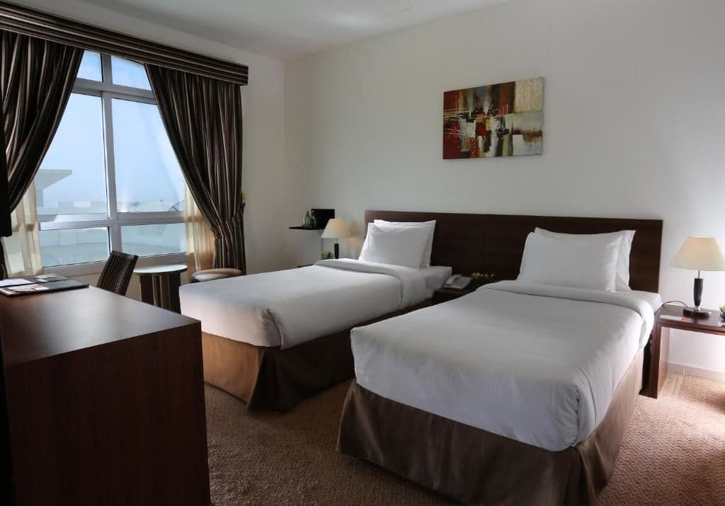 rooms-standard-city-view