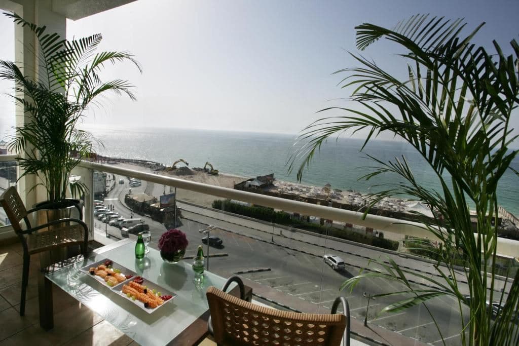 rooms-deluxe-sea-view