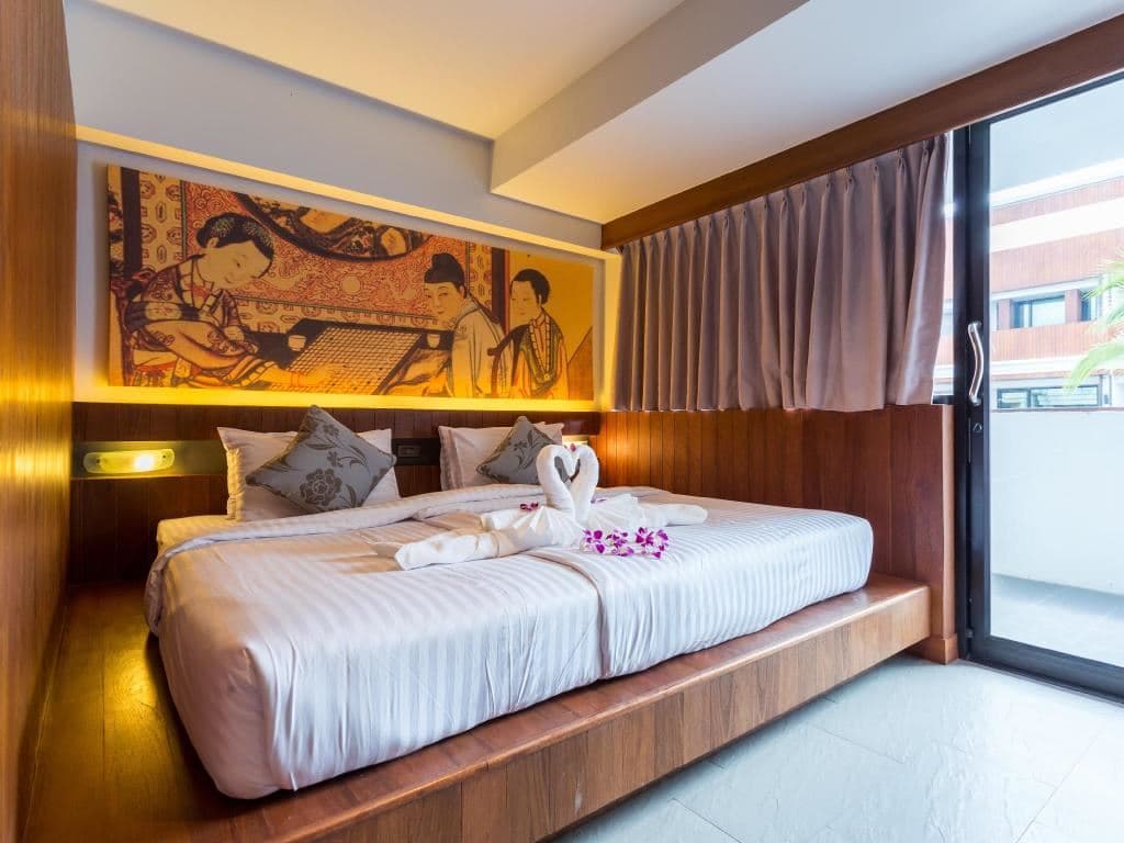 rooms-superior-room